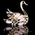 Nueva broche del rhinestone de la boda del diseño, broche del bulto del cisne, broche al por mayor de China